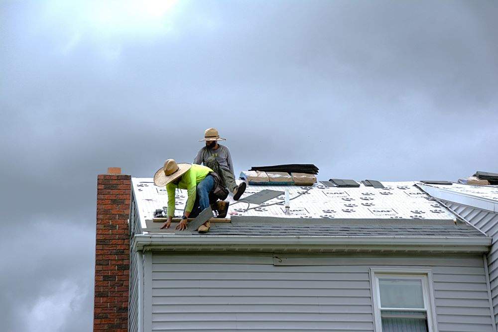 seasonal roof maintenance